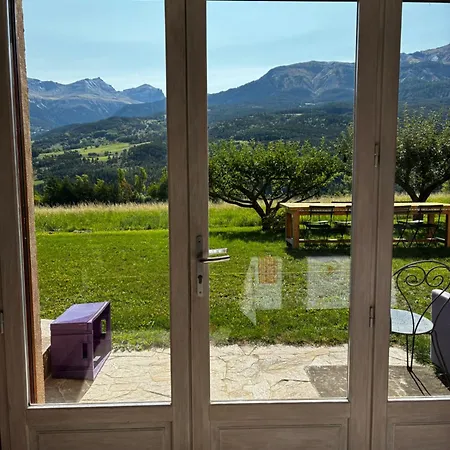Joli Avec Superbe Exterieur *